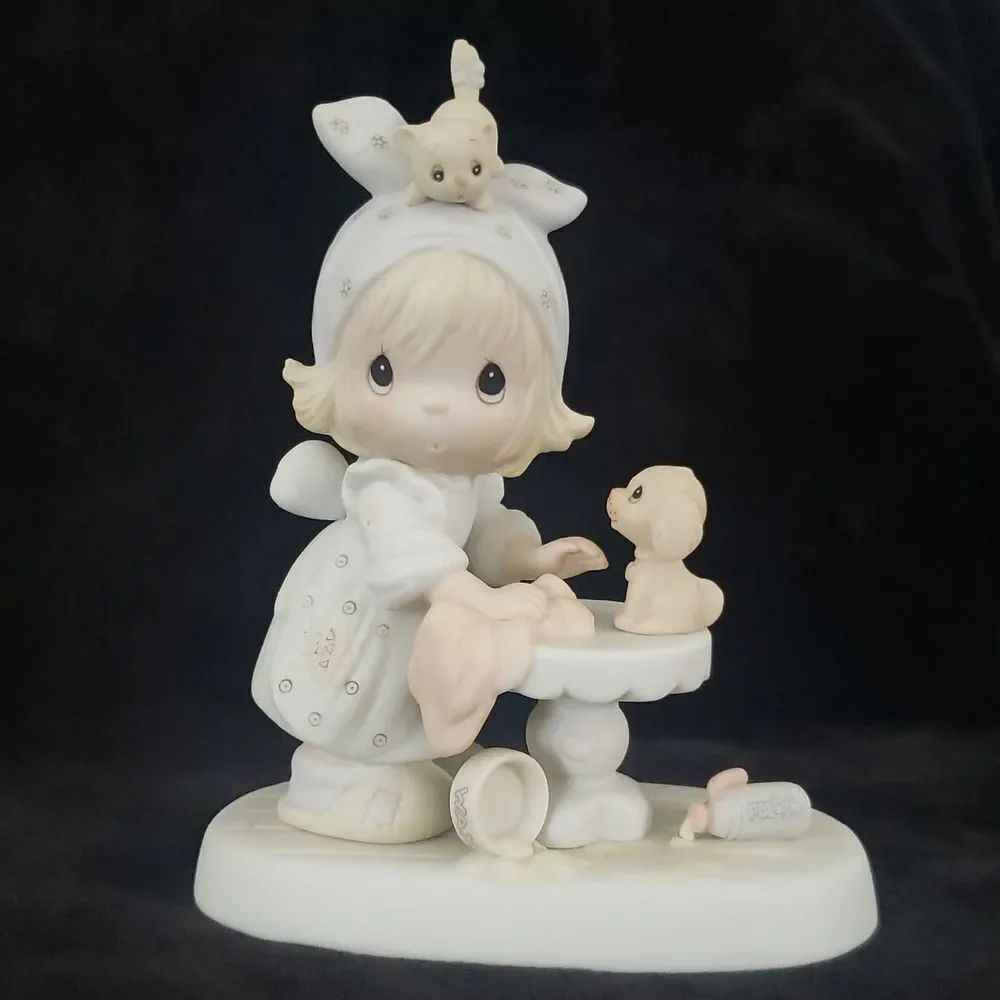 Vintage Precious Moments "This Is Your Day To Shine" Figurine E- 2822 (1983)